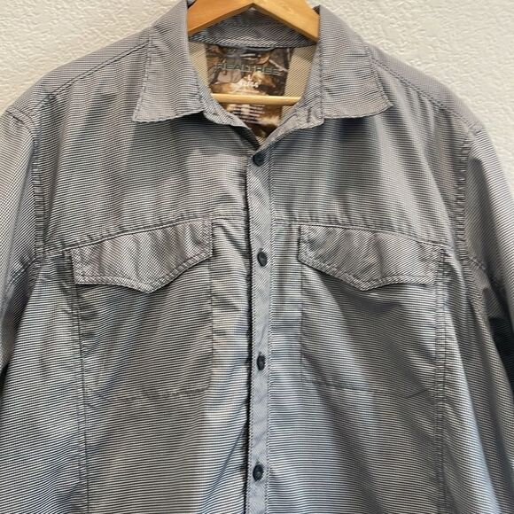 Realtree Navy Blue & White Check Outdoor Active Short Sleeve Button Down Large - Picture 3 of 7